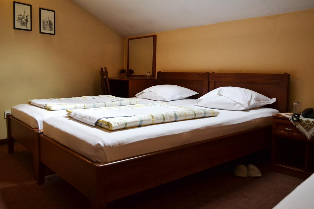 Ada Hotel SJJ Eksteriør bilde