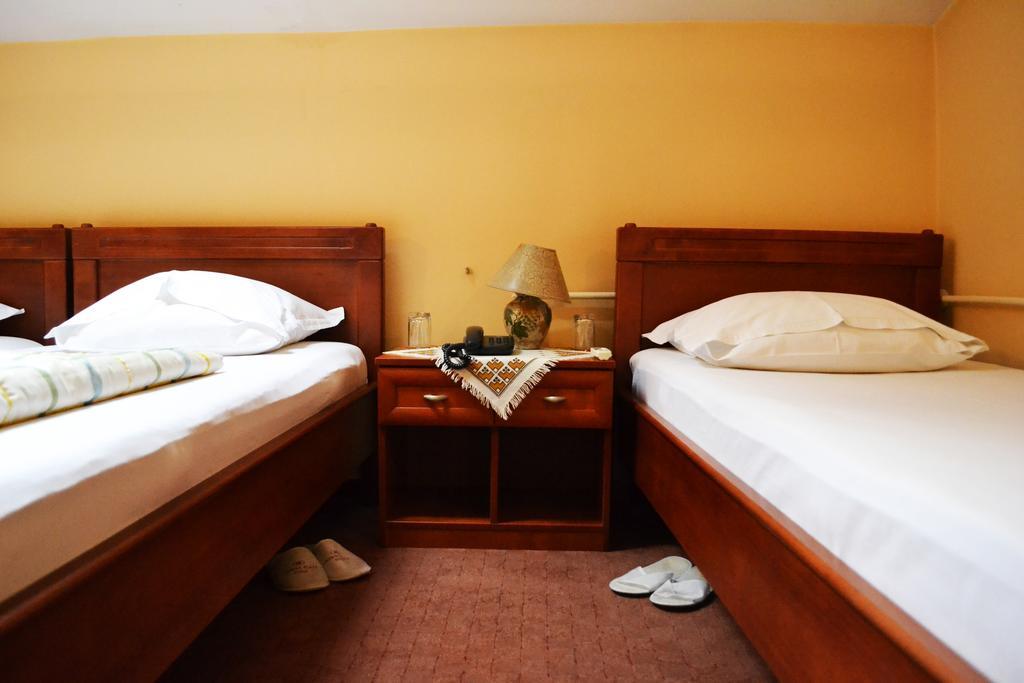 Ada Hotel SJJ Eksteriør bilde